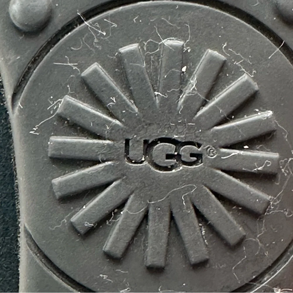 UGG Women Gray Black Shearling Lined Flat Slippers Solana Loafer 1020041 US 7